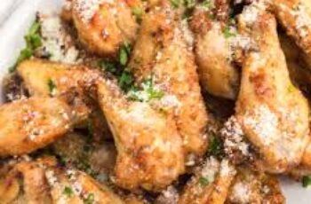 Air Fryer Garlic and Parmesan Chicken Wings