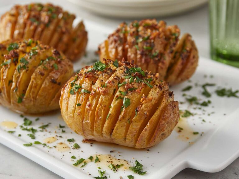 Air Fryer Garlic Parmesan Hasselback Potatoes